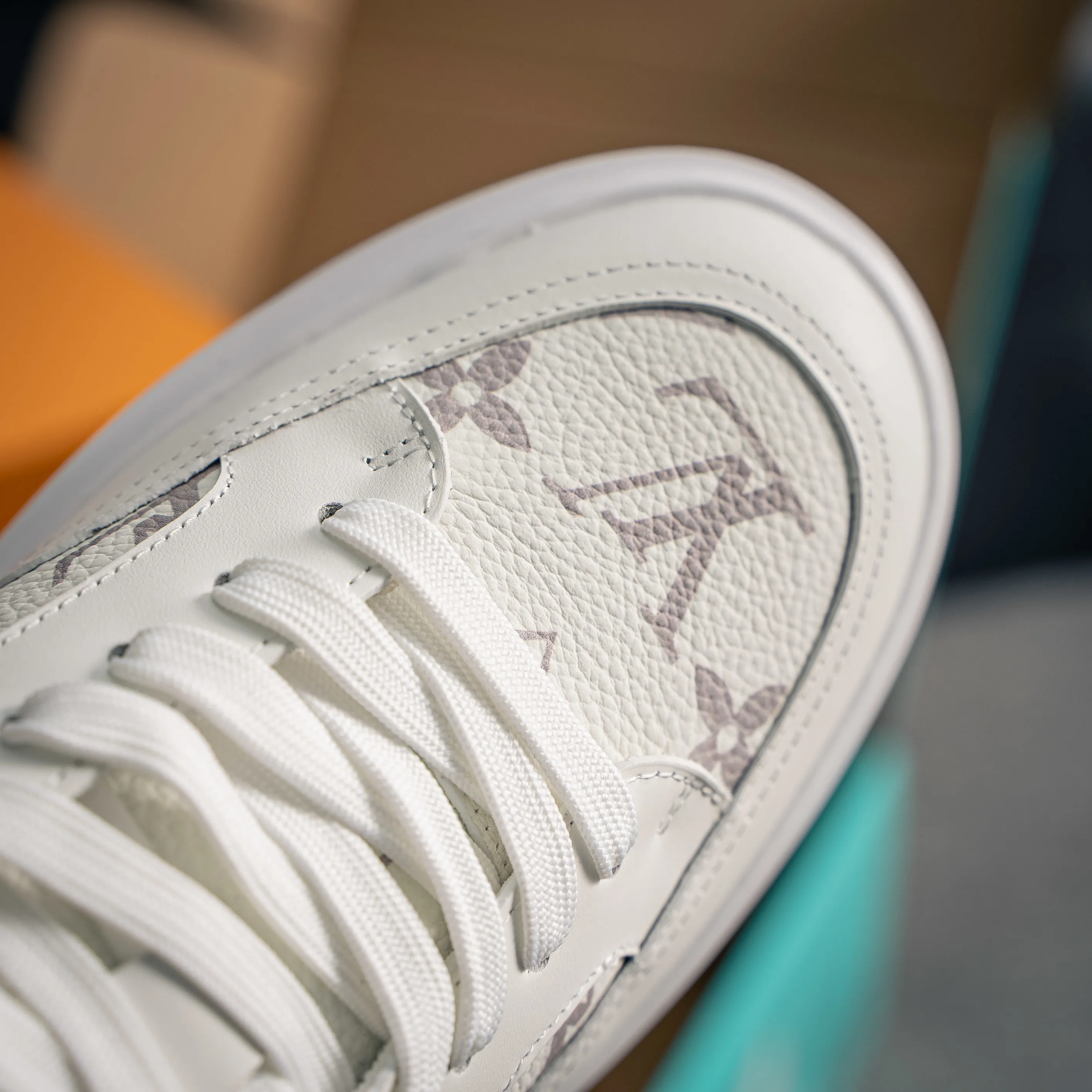 Premium In Stock Louis Vuitton LV Shoes Series Same Style Versatile Authentic 1:1 ， Shoes
